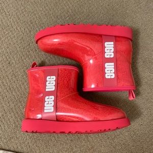 NEW UGG classic clear mini boot in “hibiscus”